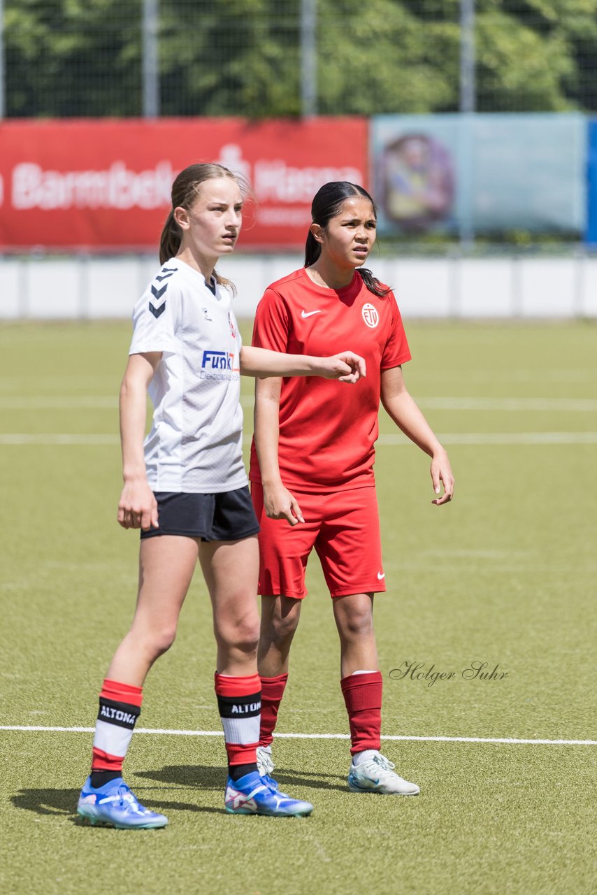 Bild 188 - wCJ Ballfreunde Pokal Finale  Altona 93 - Eimsbuetteler TV : Ergebnis: 0:2